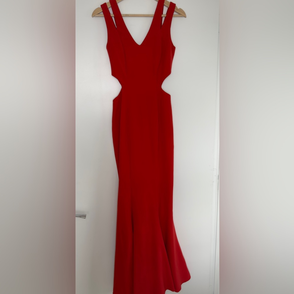 JAYGODFREY Scarlet Backless Gown - Picture 4 of 10